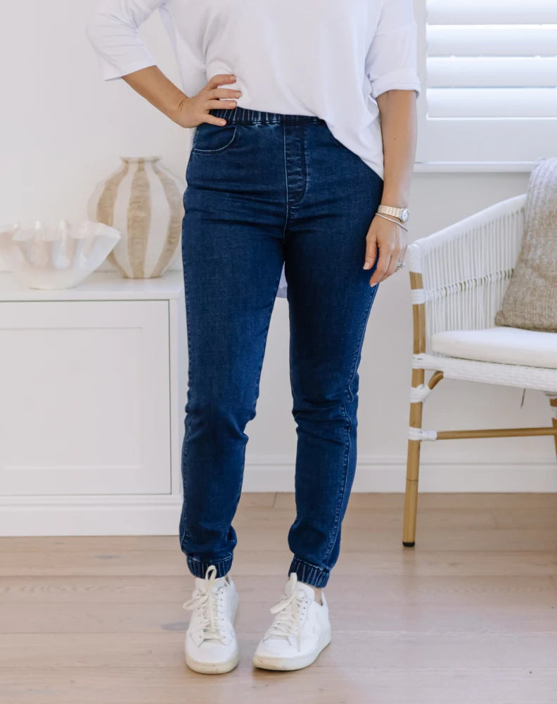 Paris Jogger by Freez in dark denim