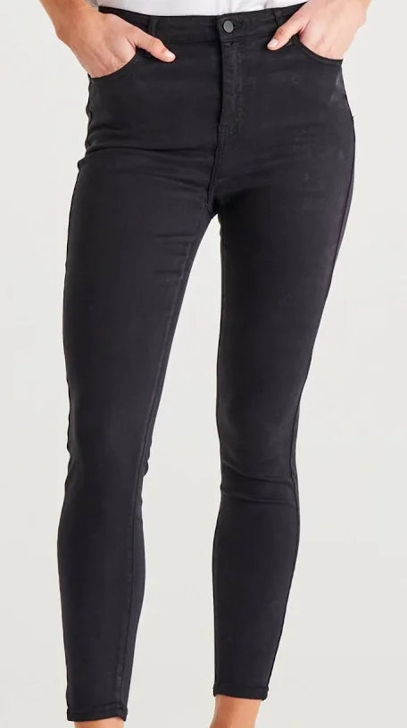 Skinny Leg Jean by Betty Basics